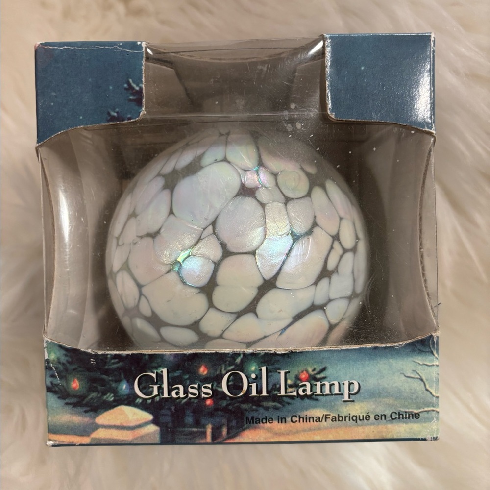 Vintage Glass Oil Lamp Iridescent Pearl Design